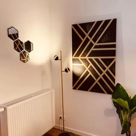 Mr White's アパート